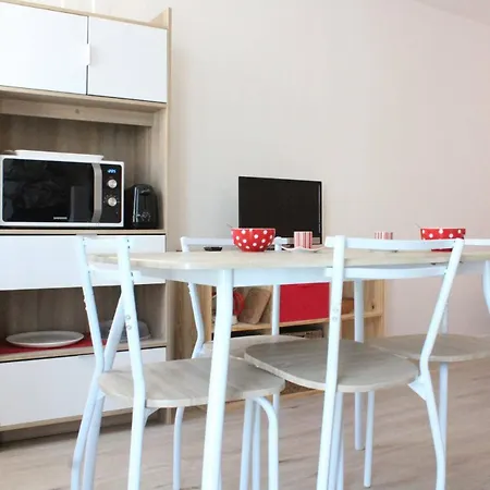 - Lr100-521 Lägenhet *